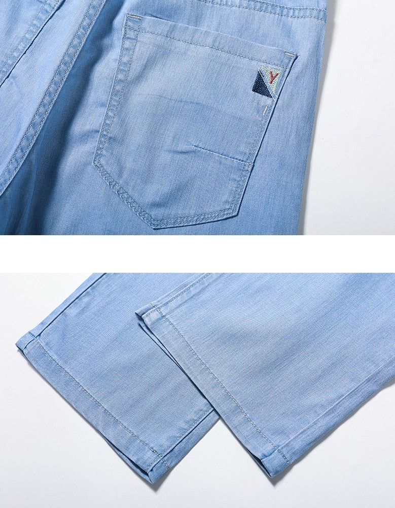 Smart casual Vinny Jeans with pocket detail in light blue lyocell material.