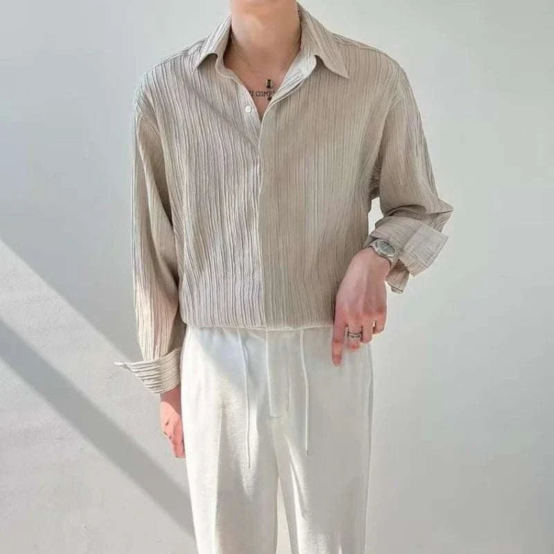 Korean design loose shirt for spring and summer, casual elegant style, breathable for men.