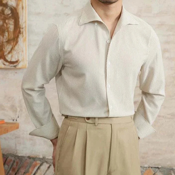 Vintage Italian long sleeve shirt in soft cotton.