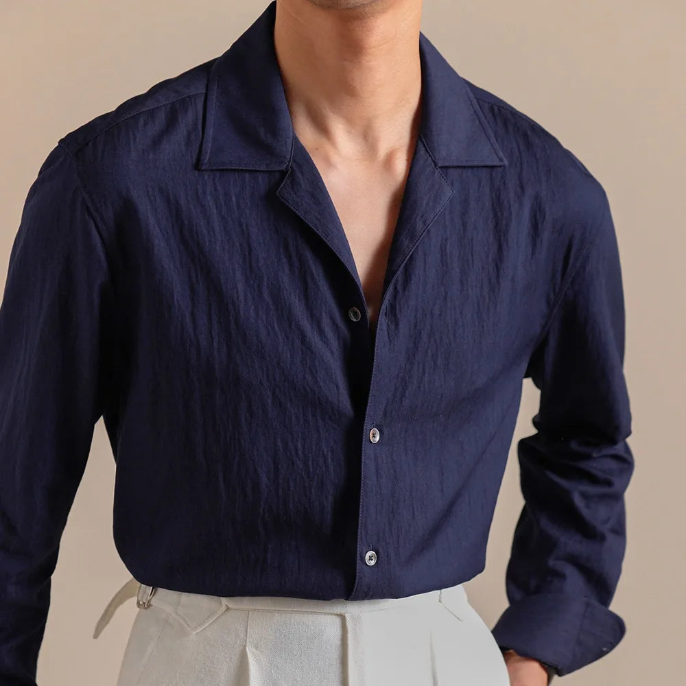 Camisa con cuello cubano texturizado