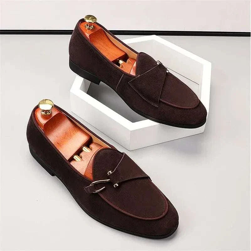 Elegant suede leather loafers for men in brown with cushioned insole.