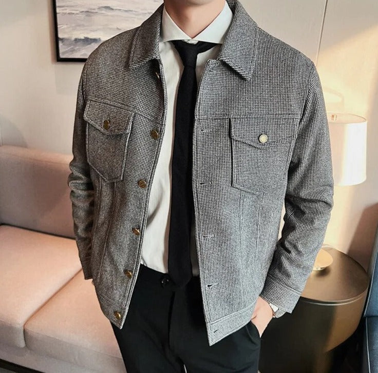 WINT casual jacket for men, silky and shiny, suitable for all seasons, featured in gray with button details.