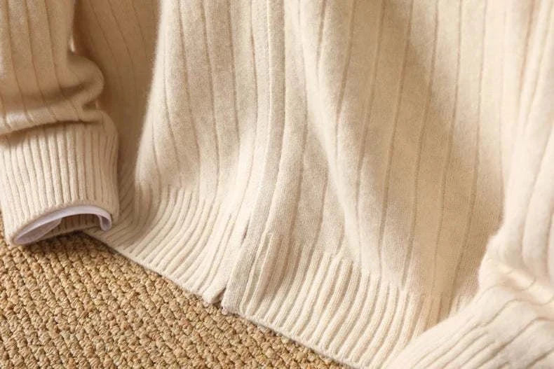 Cozy cotton material of Antonios business casual cardigan.