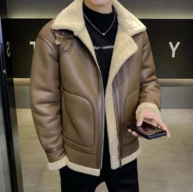 Men's Norway motor jacket in brown with shearling collar and cuffs, casual and stylish.