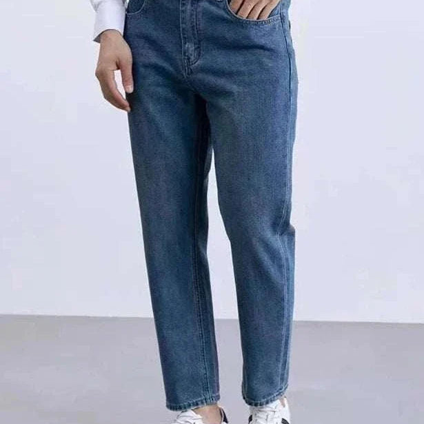 Straight business jeans made of high-quality polyester, ideal for office and casual wear.