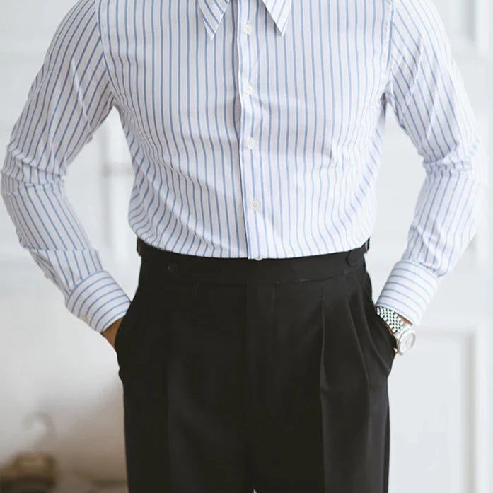 Business slim fit striped Italian shirt in breathable cotton for men.