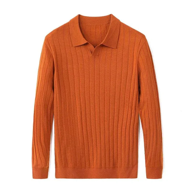 Casual wool autumn sweater in slim fit design, perfect for chilly weather.