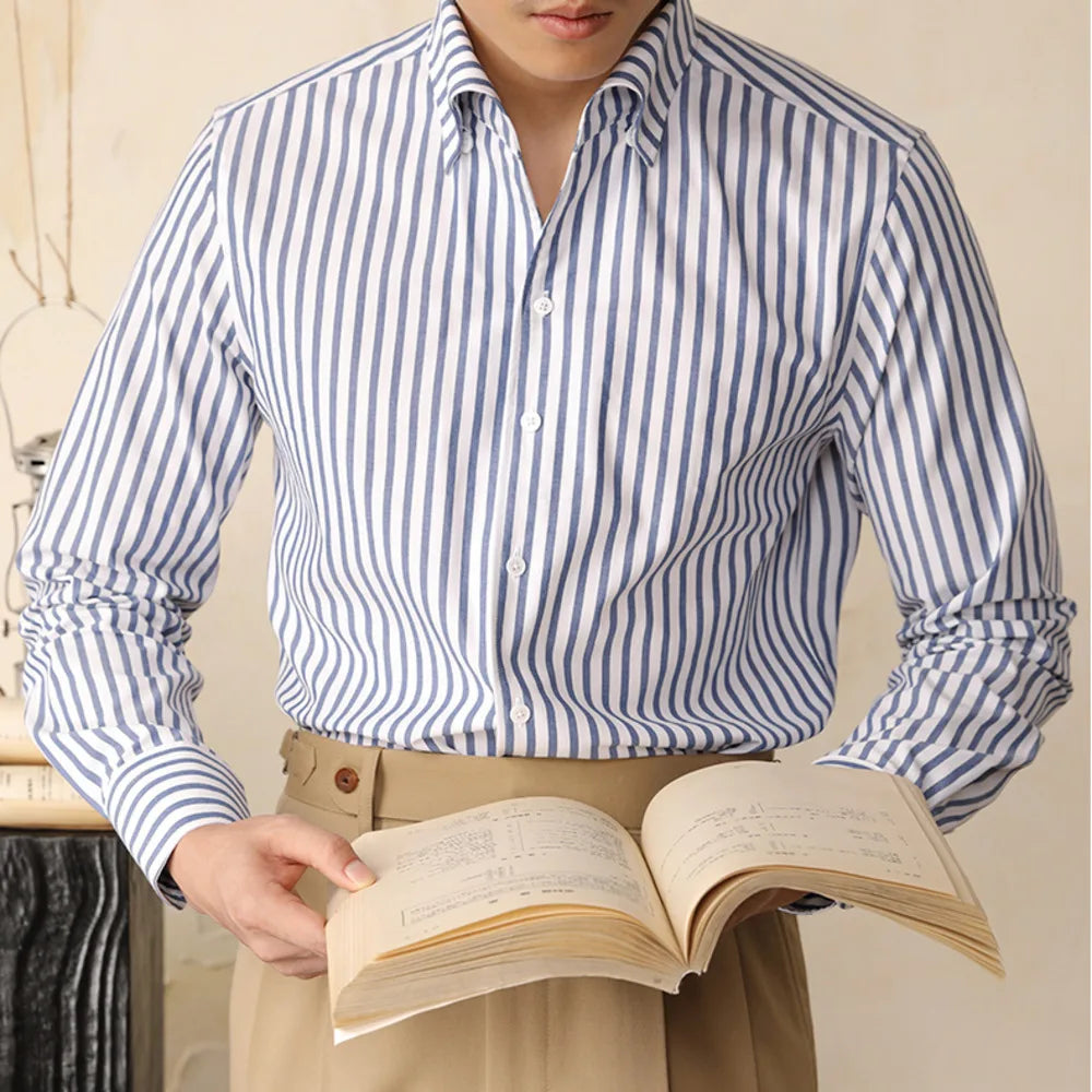Cotton striped Italian office shirt for men, elegant and breathable.