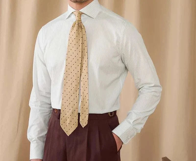 Business slim fit long sleeve premium men's shirt in polyester, elegant and durable.