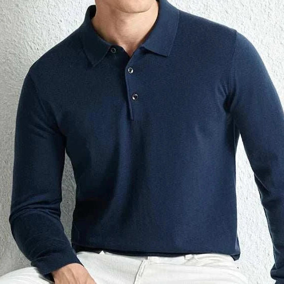 Slim fit wool autumn sweater in navy, long sleeves, stylish design.