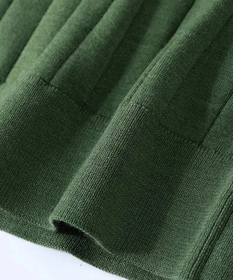 Green casual wool autumn sweater fabric detail