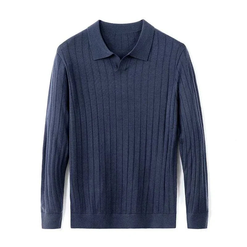 Casual wool autumn sweater for men, slim fit, blue color, ribbed texture.
