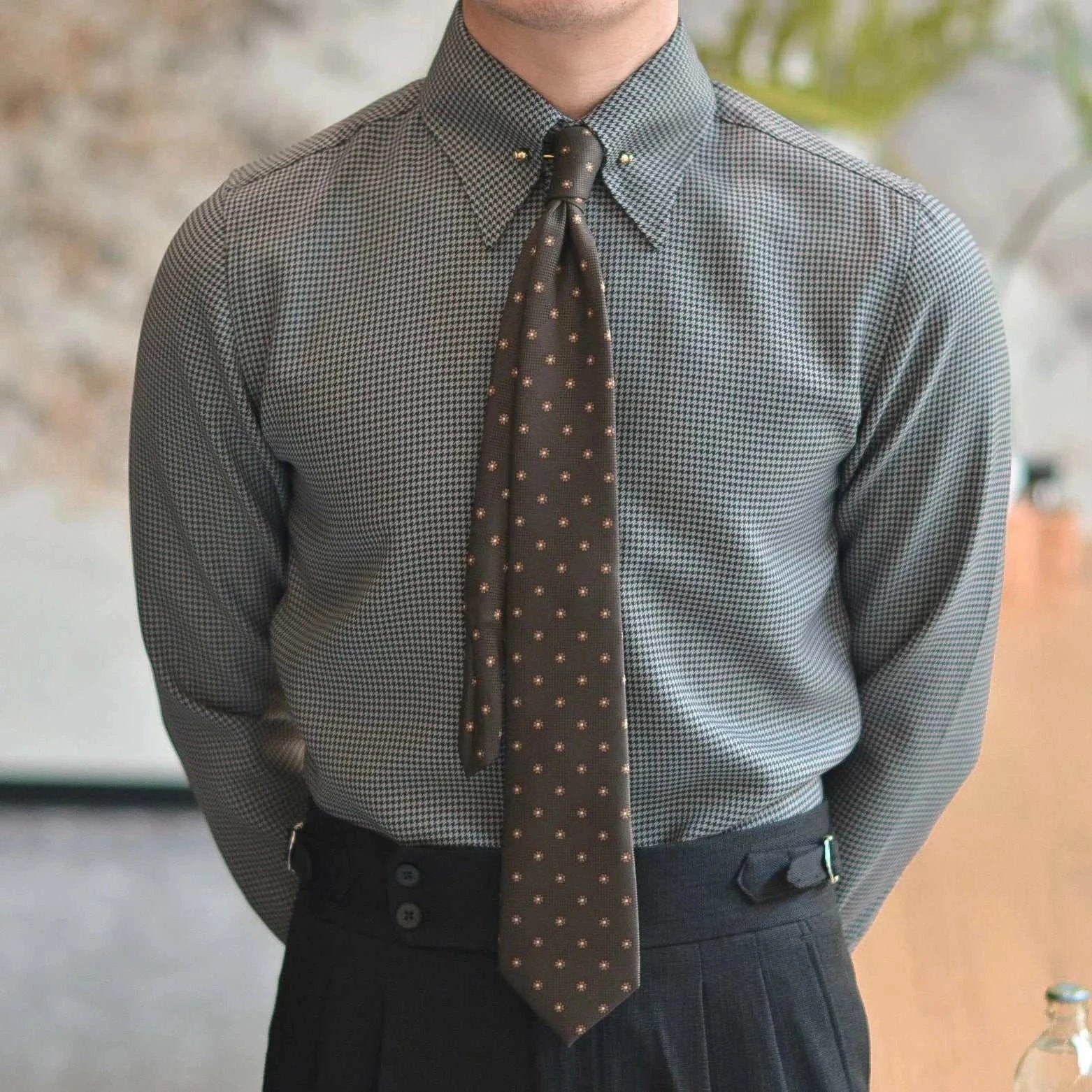 Office tuxedo long-sleeve shirt for men, elegant and professional style, perfect for all-season wear.