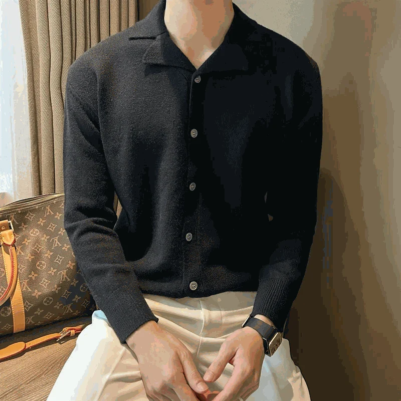 Business casual knitted cardigan for men, 100% acrylic, stylish and cozy.