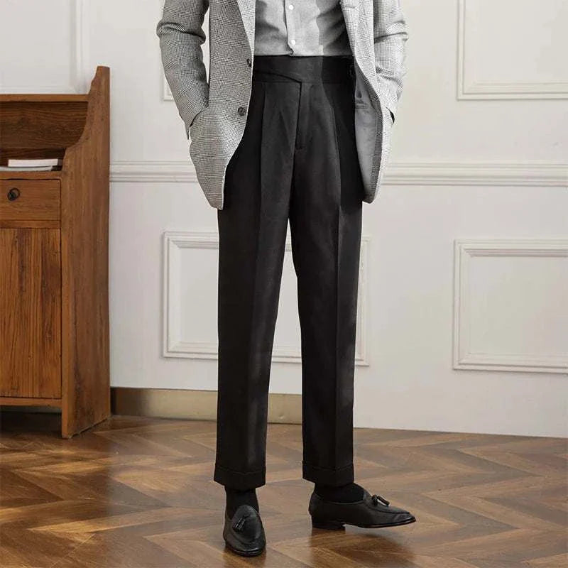 Men's autumn Italian high-waist trousers in solid color, perfect for casual and elegant styles.