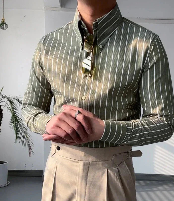 Non iron striped shirt for men, trendy and wrinkle-free.