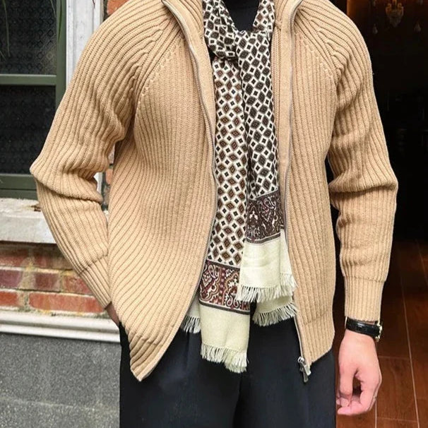 Men's retro cardigan in solid brown cotton, casual and elegant style.