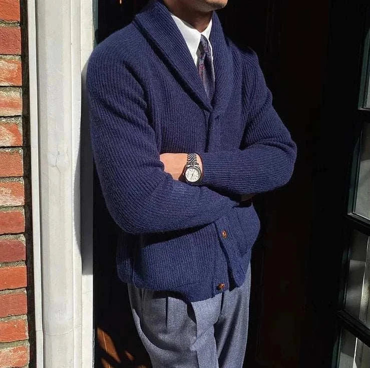Oxford premium cardigan in navy, stylish and trendy men's wear for autumn.