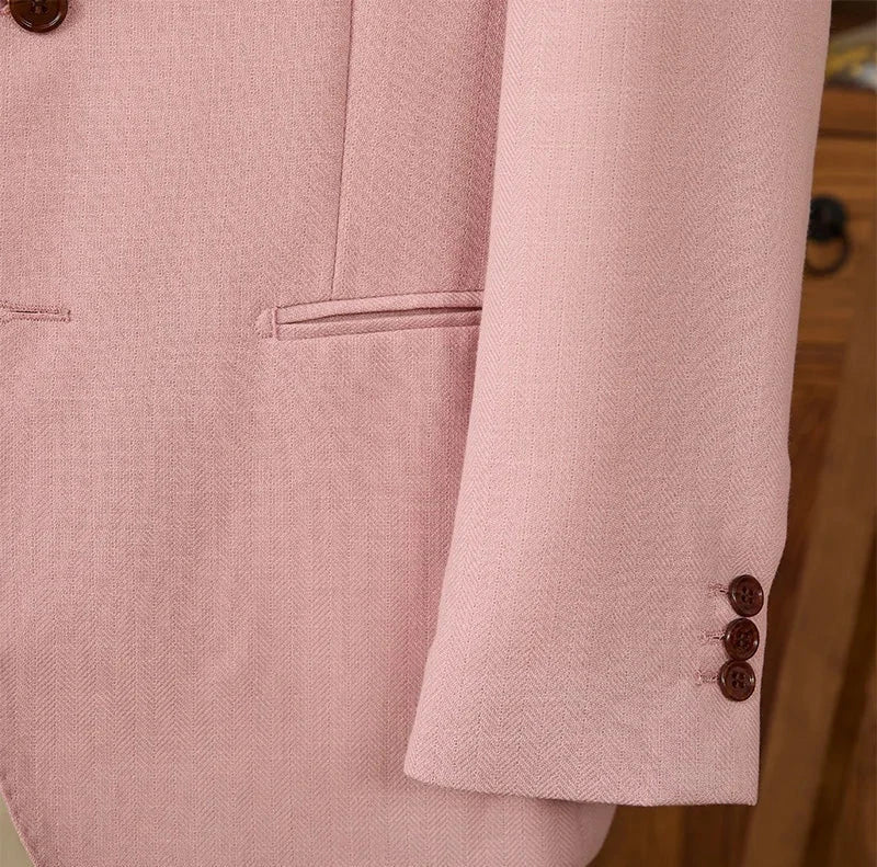 Business linen relaxation jacket in soft pink color with detailed buttons and pocket.
