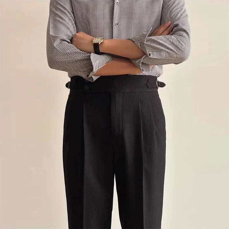 Lace-up belt high-waist trousers in polyester for a stylish look.