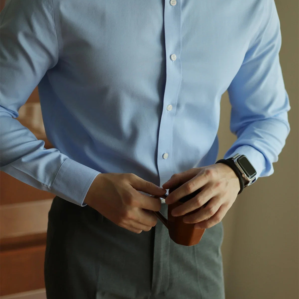 Casual office Italian shirt, soft breathable cotton, elegant fit.