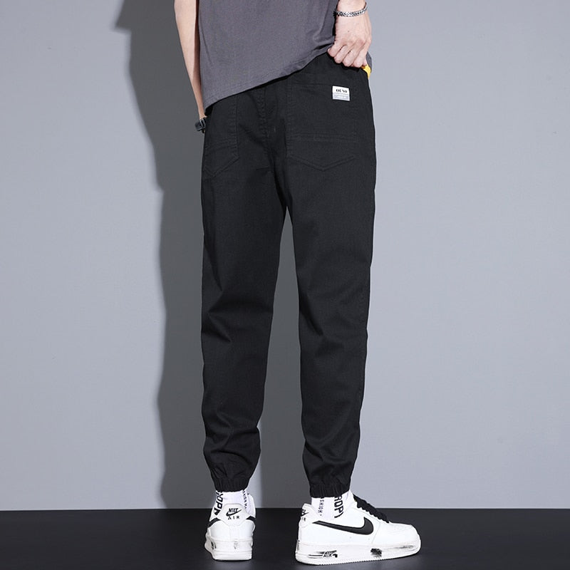 Vinny Loose Pants men's relaxed fit joggers in black, streetwear or workout style.