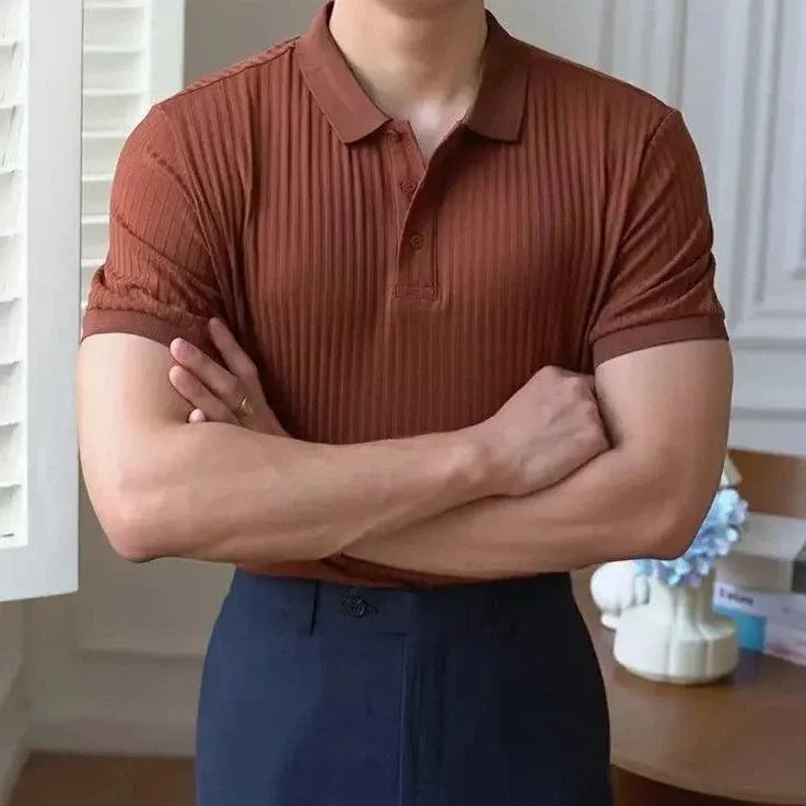 LUXELY vintage t-shirt in 100% organic cotton with striped design, suitable for casual wear.