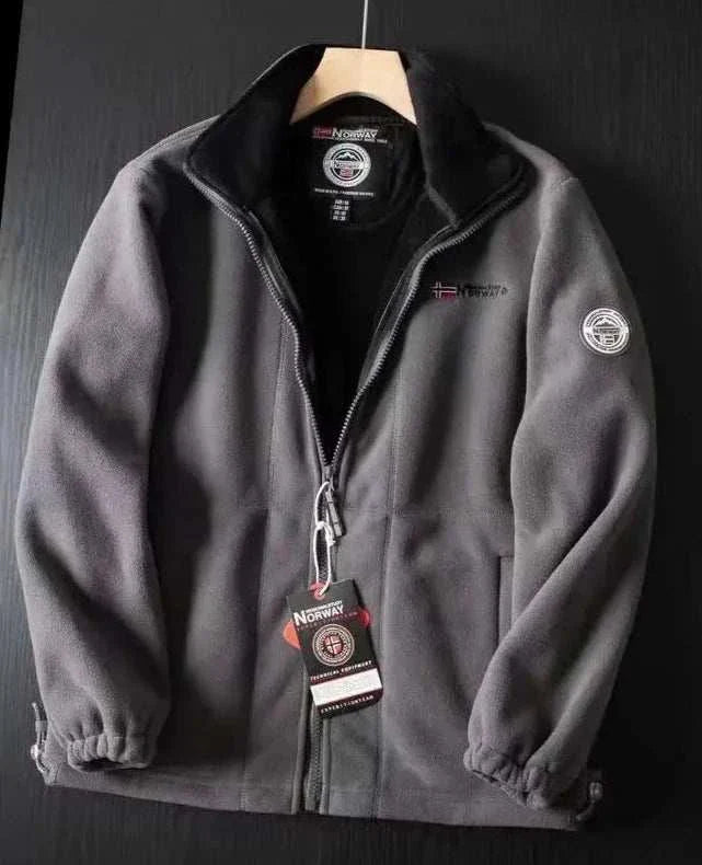 Norway puffer jacket in gray, lightweight and warm, made with spandex and polyester.