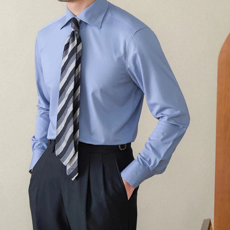 Italian style old money shirt with long sleeves in soft blue cotton.