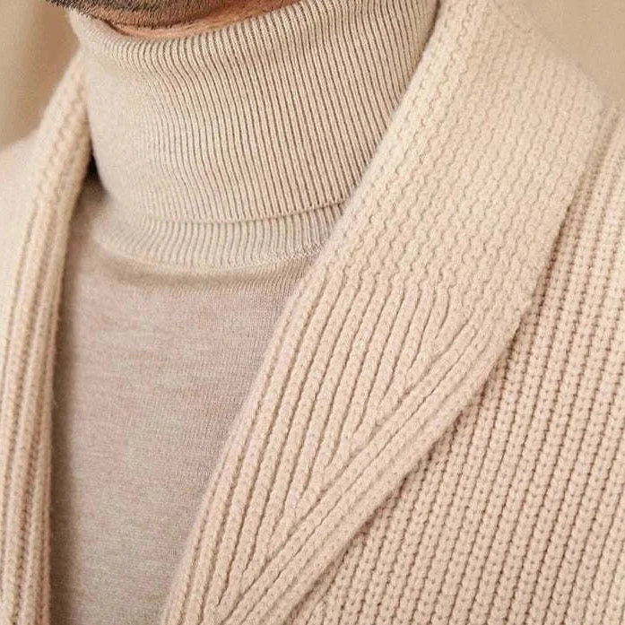 Men's beige Autumn old money cardigan in luxurious wool.