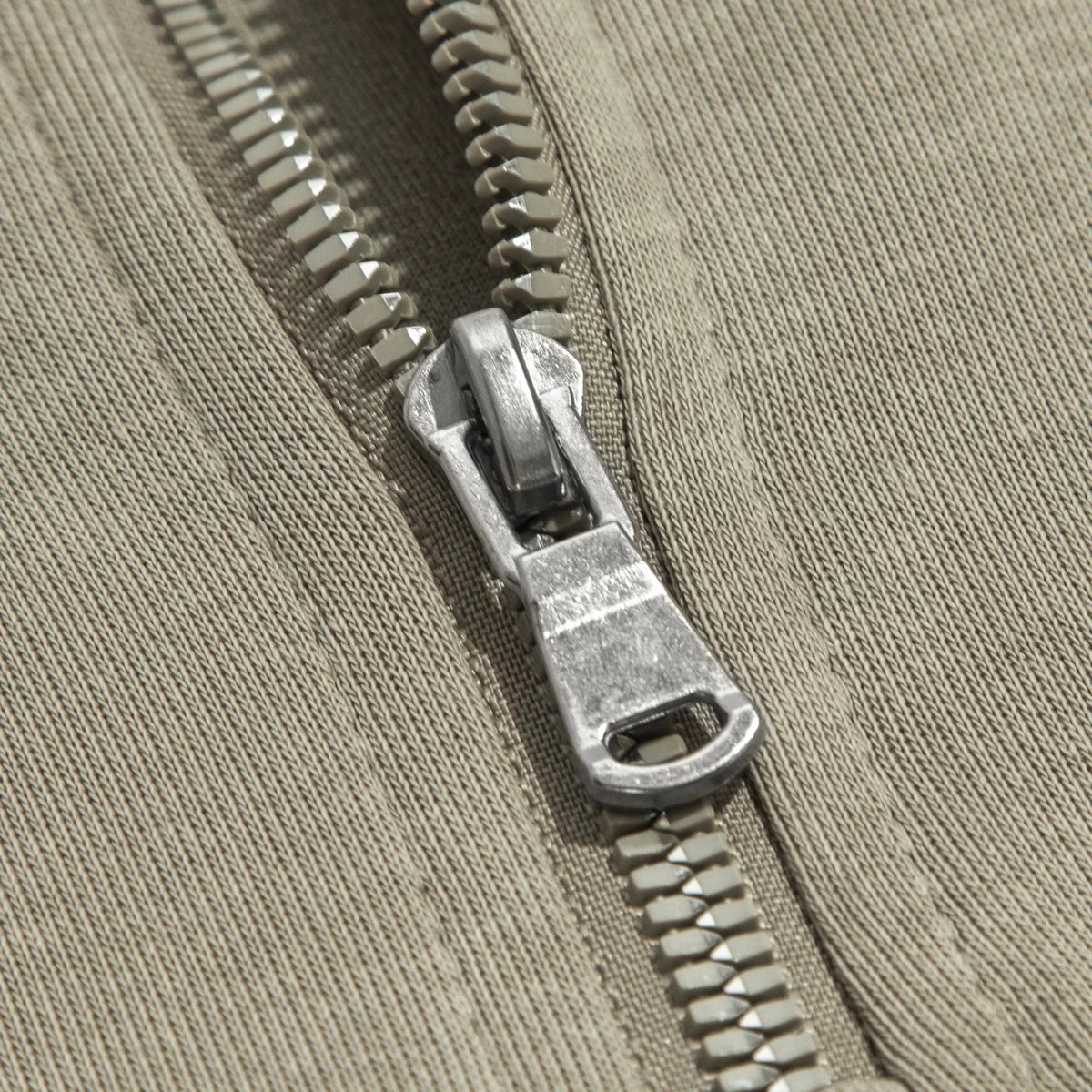 Leo half-zipper sweater design - Antonios