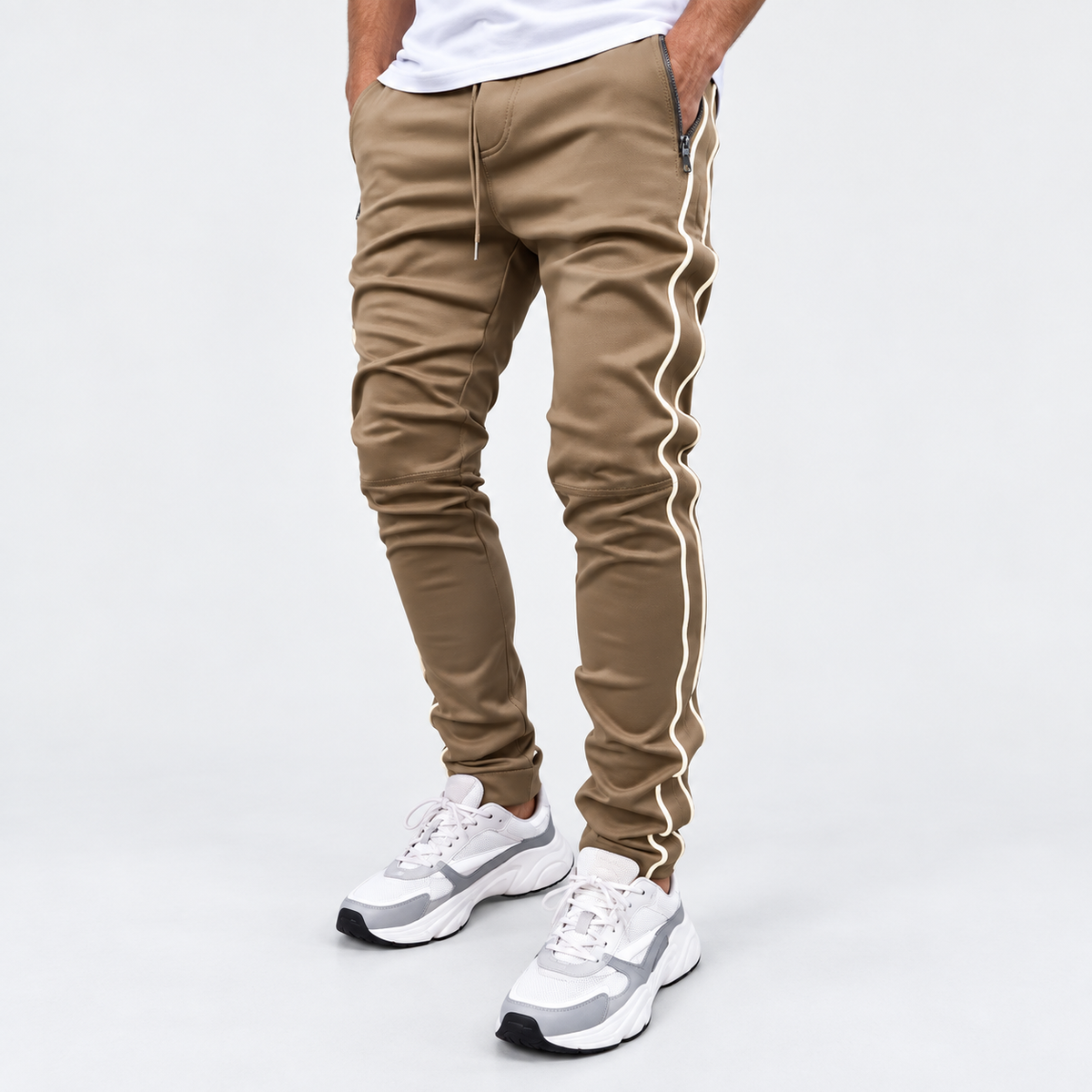 Men's technical-style joggers — Khaki