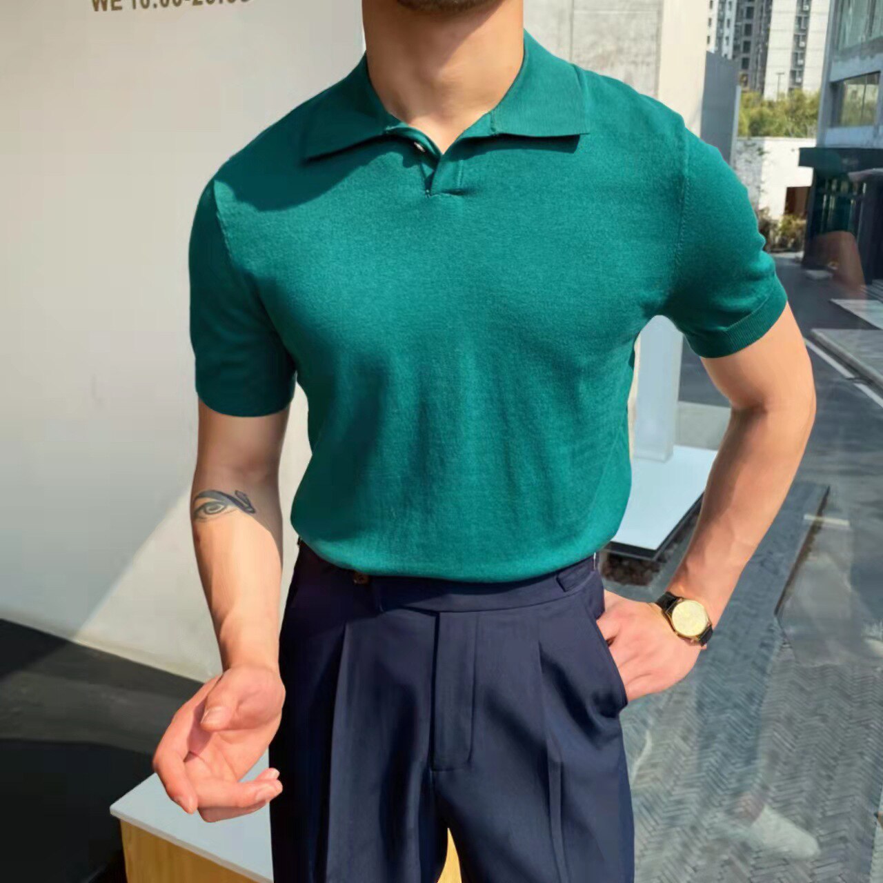 AntoniosClothing England men’s turquoise T-shirt, smart casual style, breathable acrylic fabric.