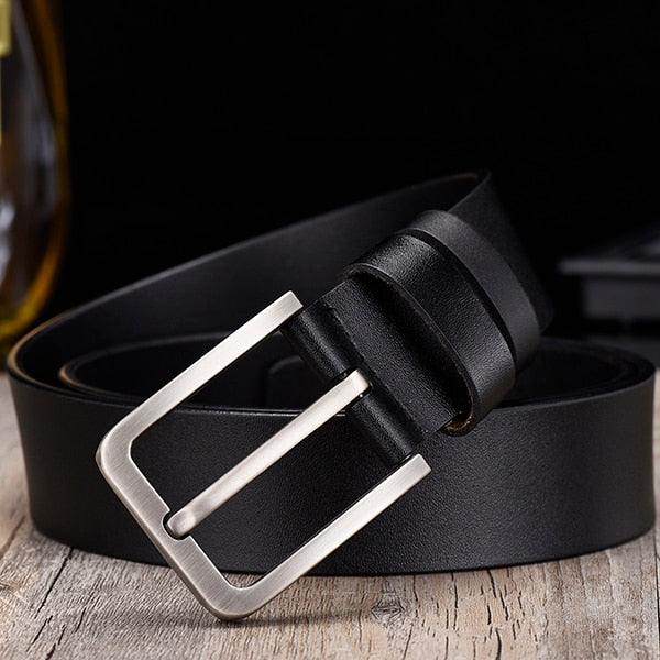Antonios Italy Style Belt Men in black rubber with sleek silver buckle.