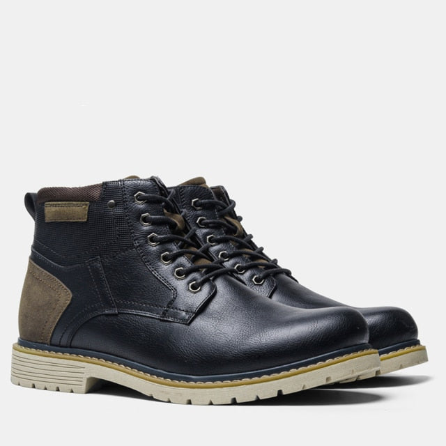 Antonios Hight Winter Boots Men in black with minimalist design.