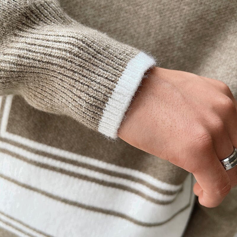 Antonios O-Neck Homme Sweater in khaki with striped pattern, 100% cotton, close-up detail.