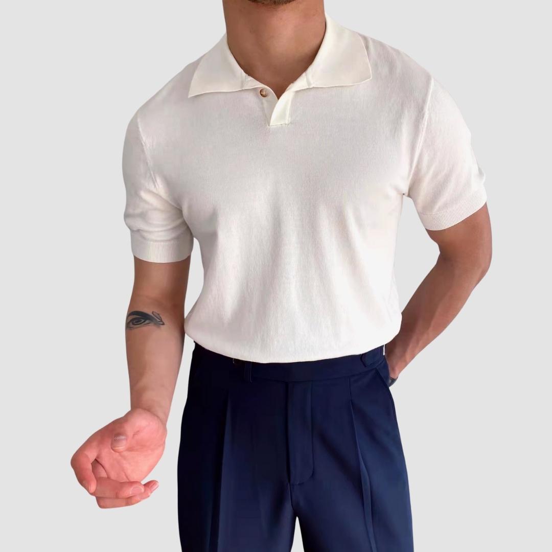 AntoniosClothing England men’s white T-shirt, smart casual style, breathable acrylic fabric.