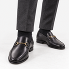 Leonardo classic italian loafers with chain in black, side worn view