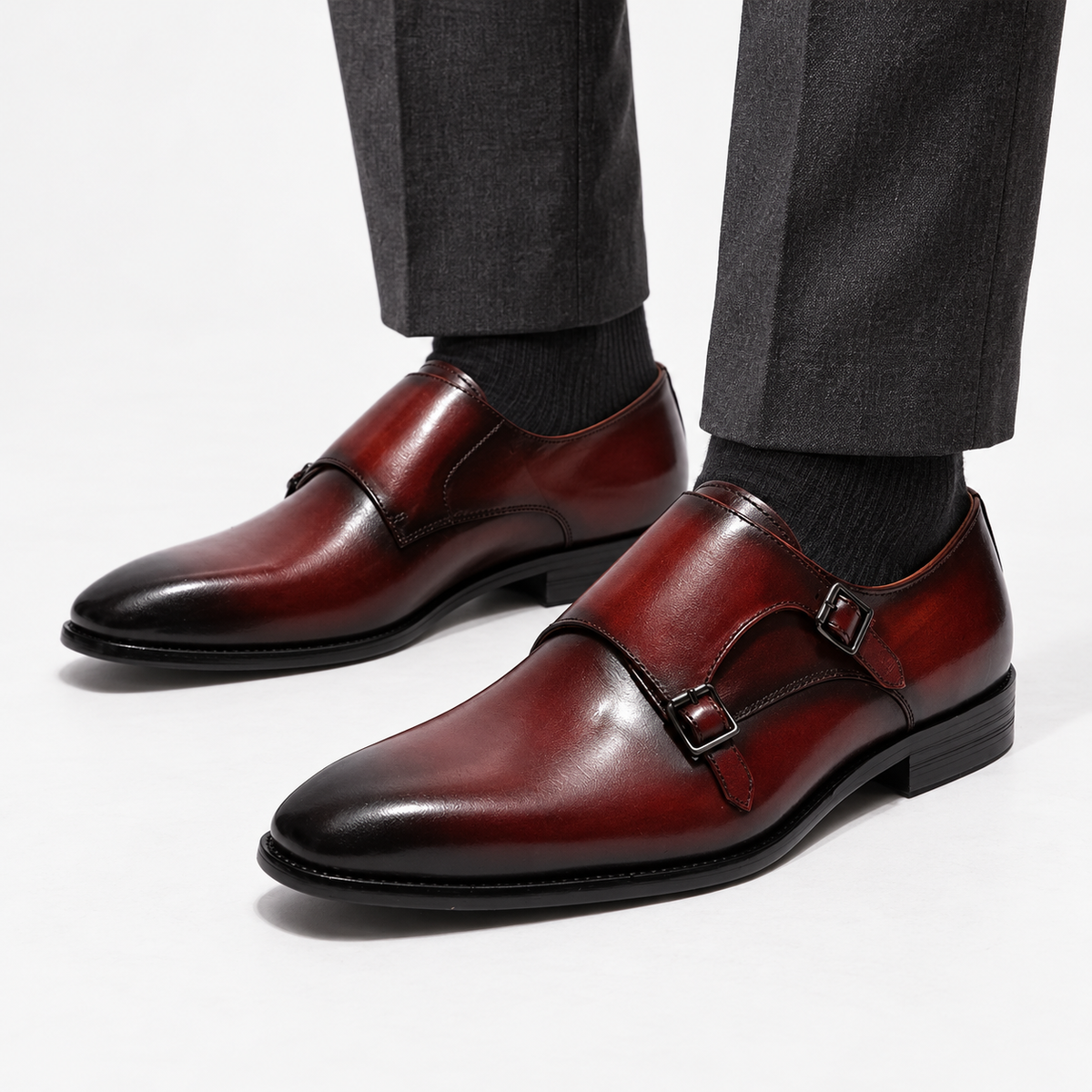 Leonardo monk-strap leather shoes in burgundy, front worn view
