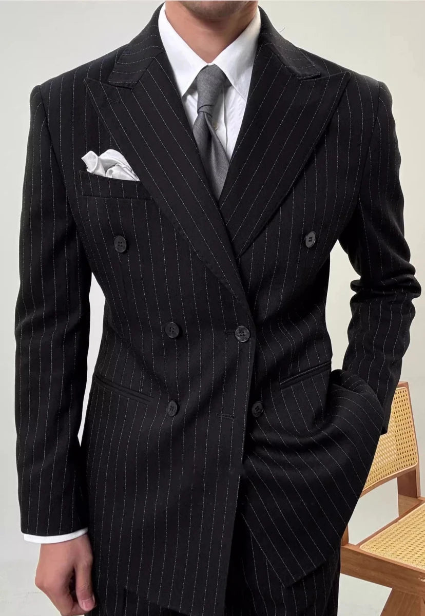 Leo grooms elegant suit - Antonios