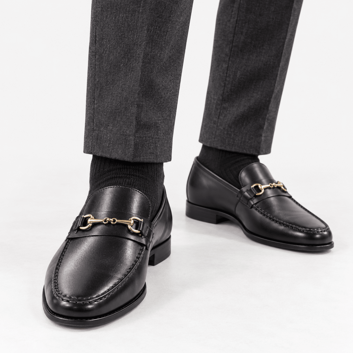 Leonardo classic italian loafers with chain - AntoniosClothing - Black