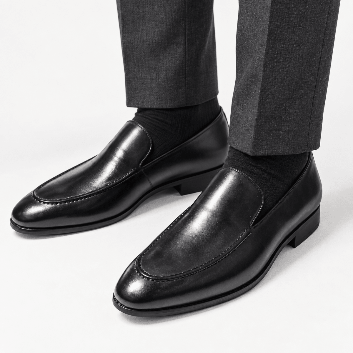 Leonardo pointed toe leather loafers - AntoniosClothing - Black