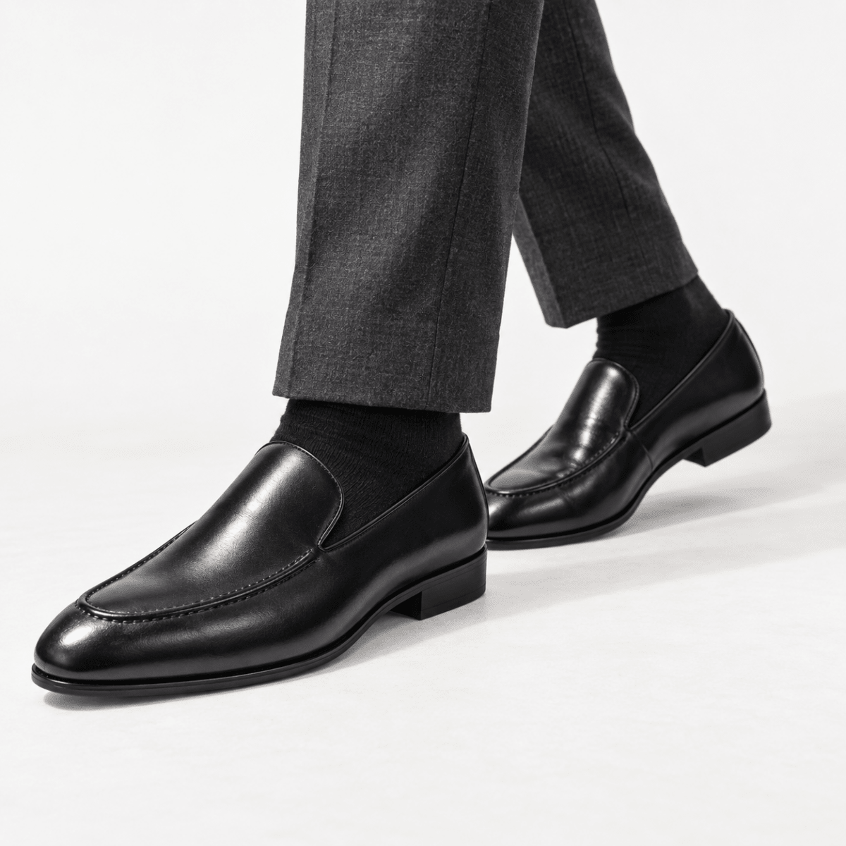 Leonardo pointed toe leather loafers - AntoniosClothing - Black