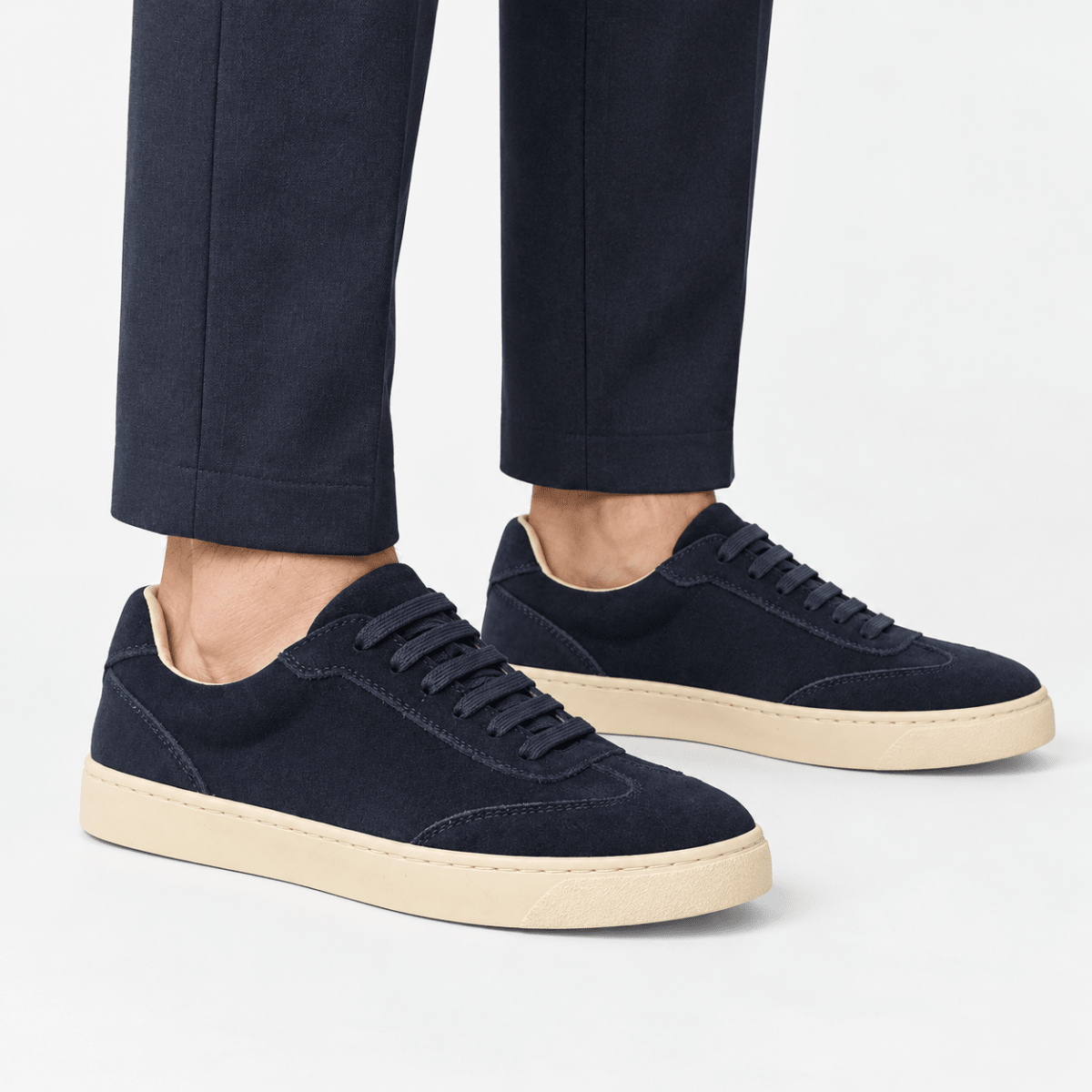 Retro low top sneakers with contrast soles - AntoniosClothing - Navy