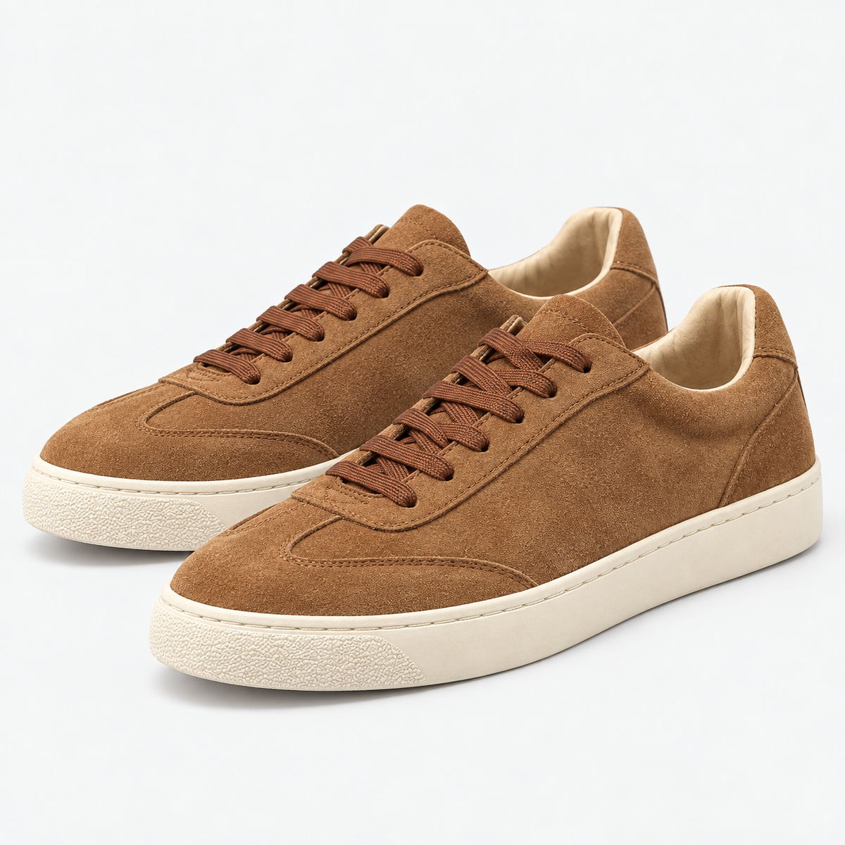 Retro low top sneakers with contrast soles in brown, product cover